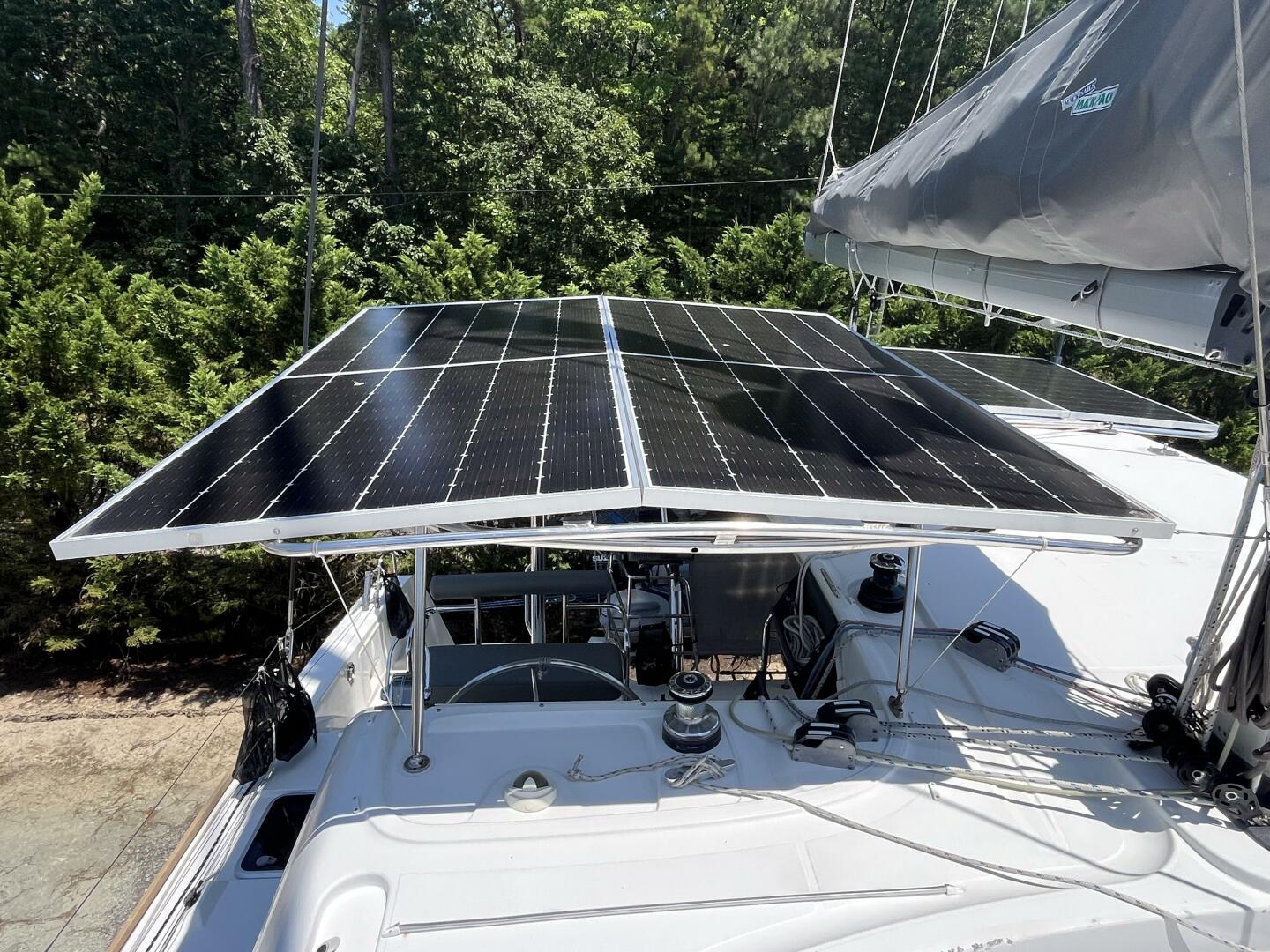 Slide: The Image of Lagoon 39 2016 - 5426076