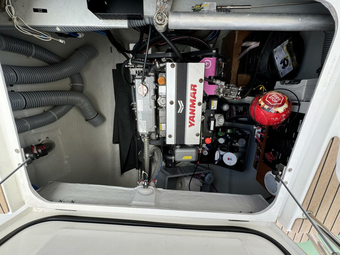 Slide: The Image of Lagoon 42 2023 - 5014882