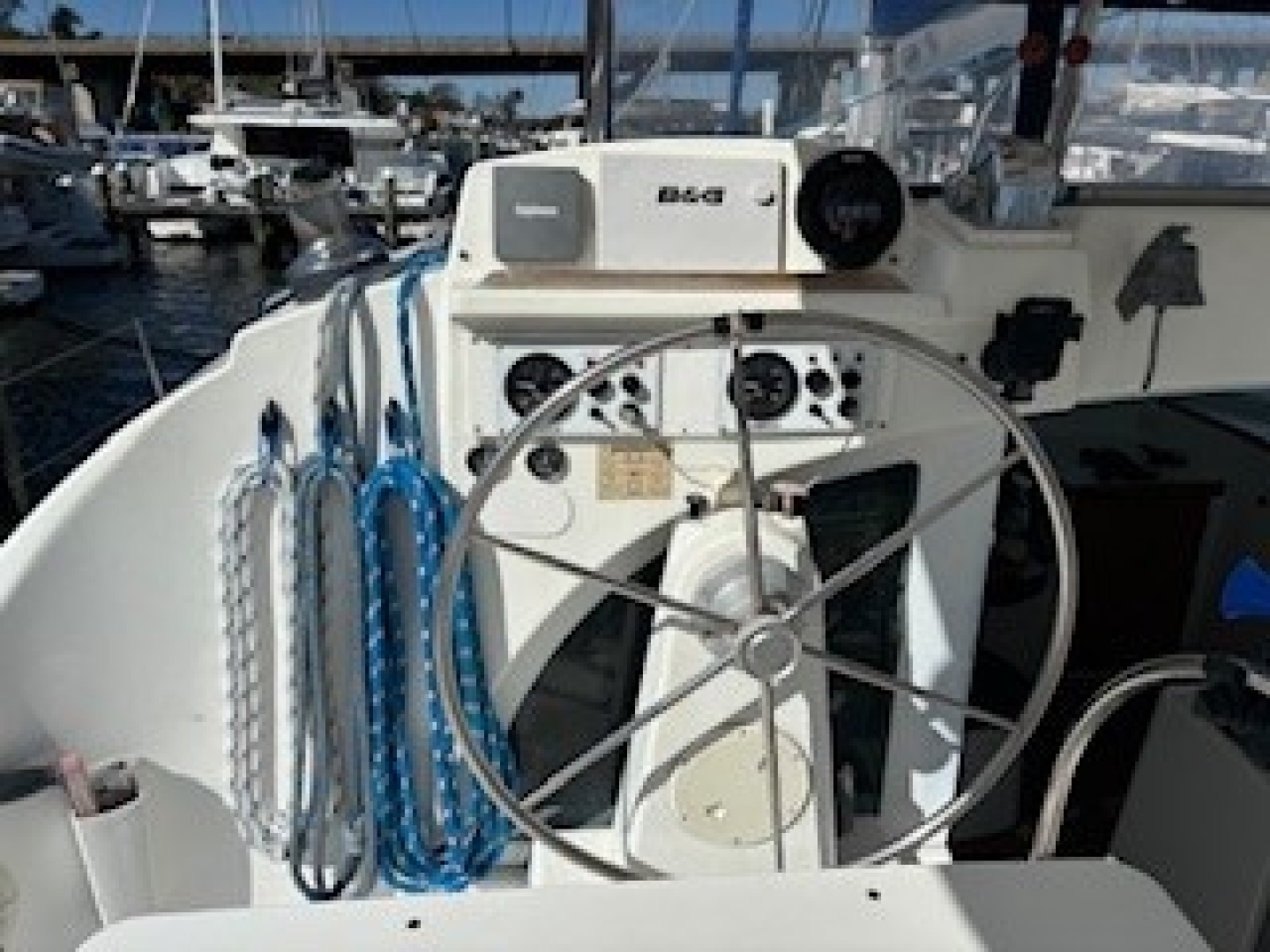 Slide: The Image of Used Sail Catamaran for sale 2003 Lagoon 380 - FISHY BUSINESS - 4893752
