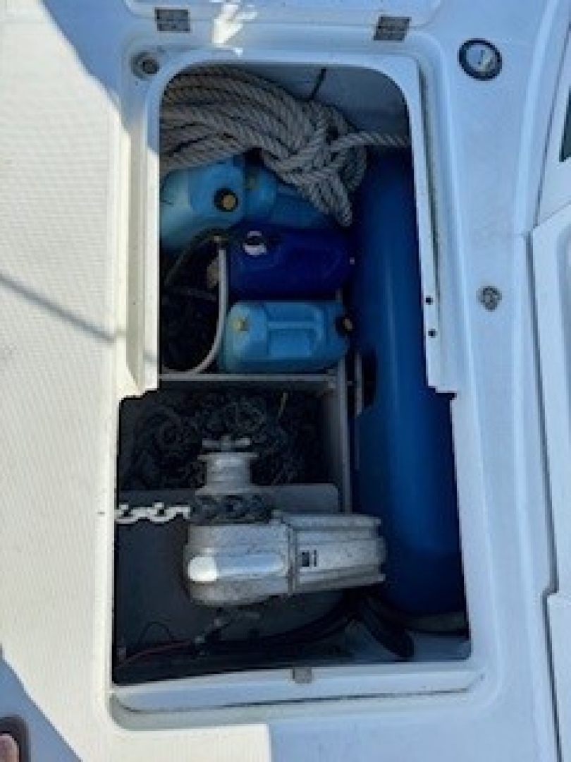 Slide: The Image of Used Sail Catamaran for sale 2003 Lagoon 380 - FISHY BUSINESS - 4893757