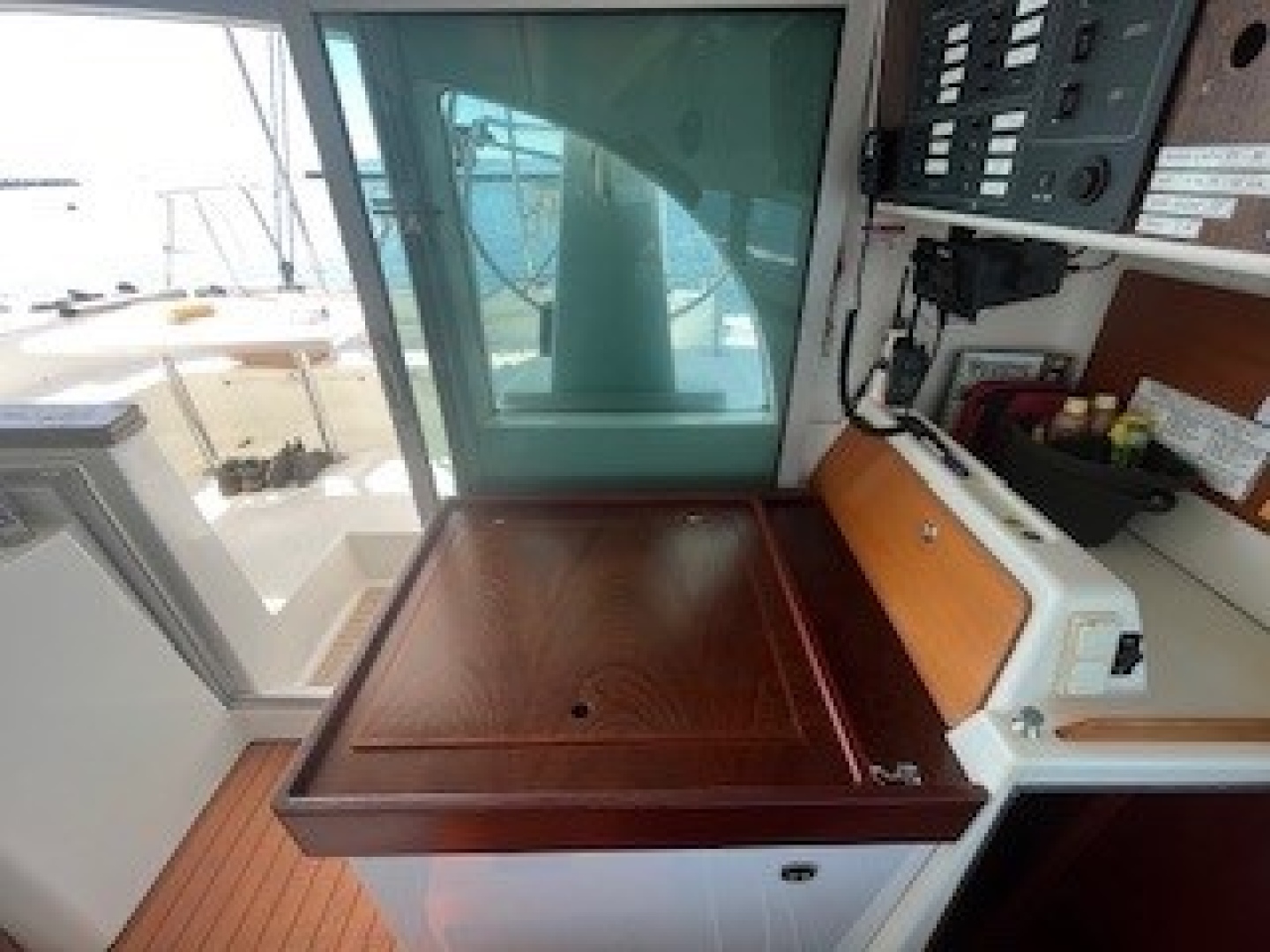 Slide: The Image of Used Sail Catamaran for sale 2003 Lagoon 380 - FISHY BUSINESS - 4893778