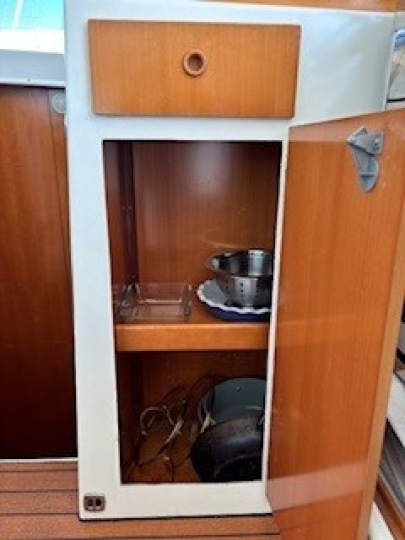 Slide: The Image of Used Sail Catamaran for sale 2003 Lagoon 380 - FISHY BUSINESS - 4893739