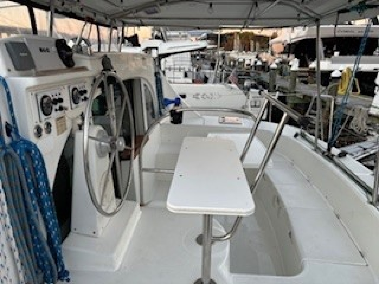 Slide: The Image of Used Sail Catamaran for sale 2003 Lagoon 380 - FISHY BUSINESS - 4893772