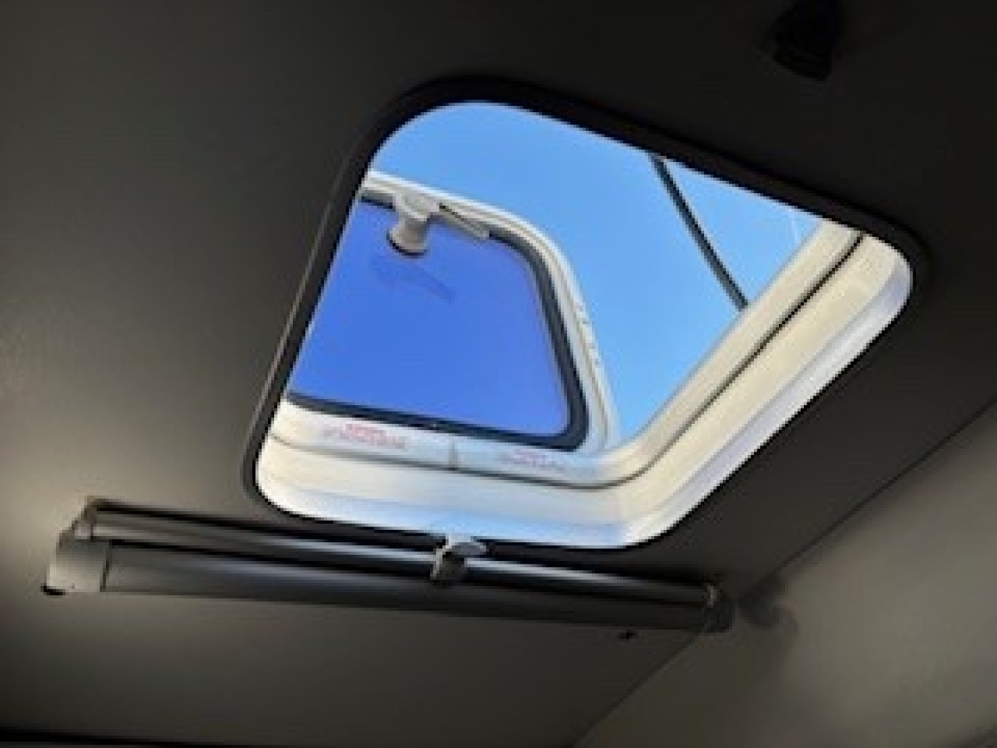 Slide: The Image of Used Sail Catamaran for sale 2003 Lagoon 380 - FISHY BUSINESS - 4893747