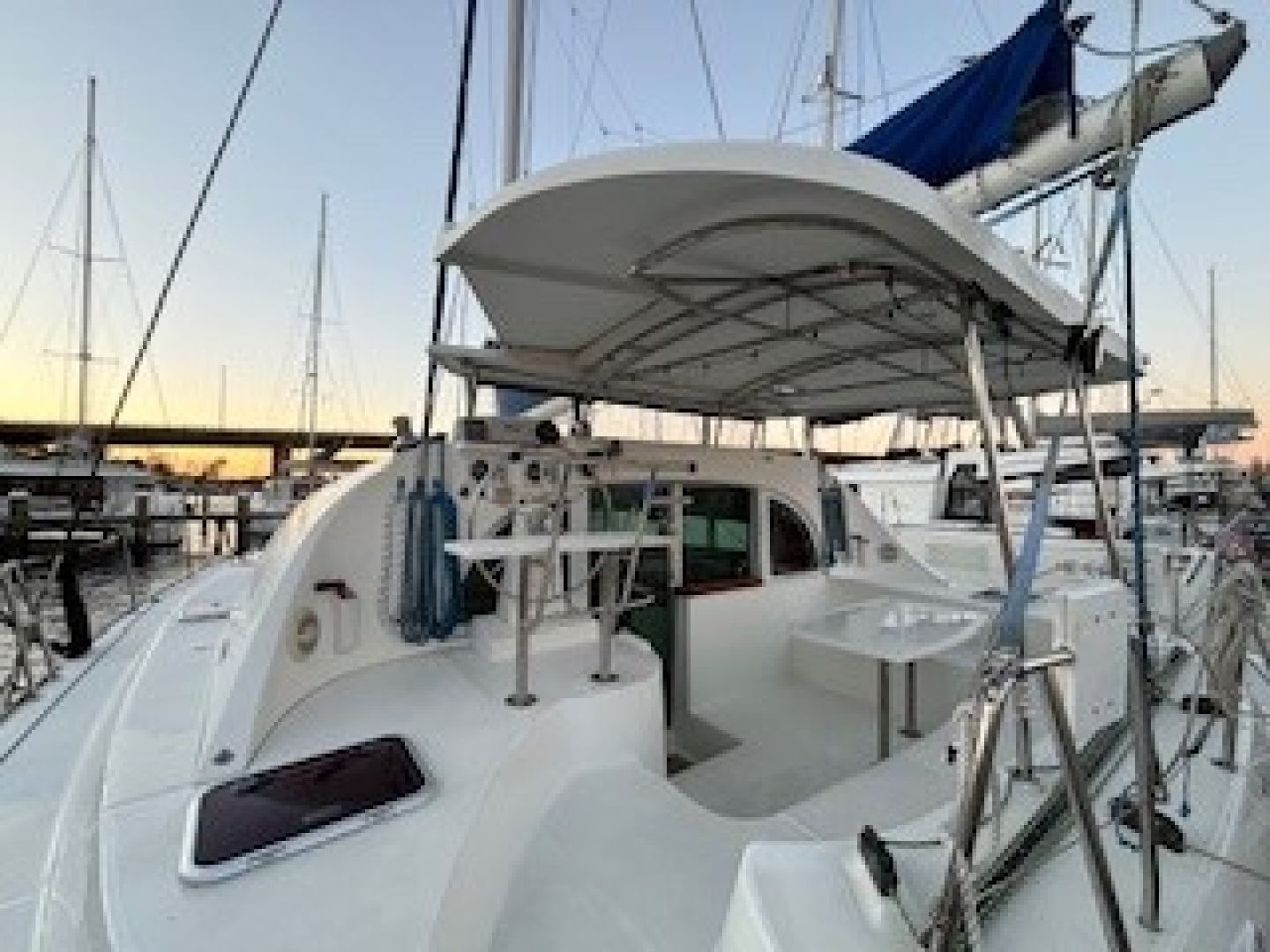 Slide: The Image of Used Sail Catamaran for sale 2003 Lagoon 380 - FISHY BUSINESS - 4893773
