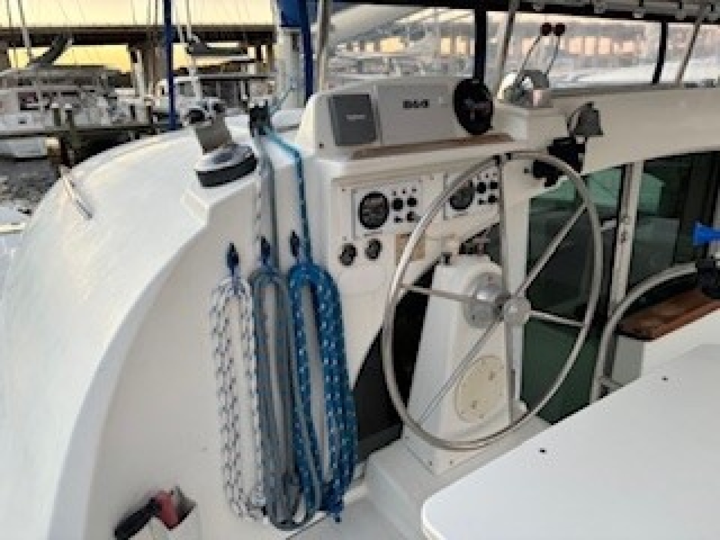 Slide: The Image of Used Sail Catamaran for sale 2003 Lagoon 380 - FISHY BUSINESS - 4893776