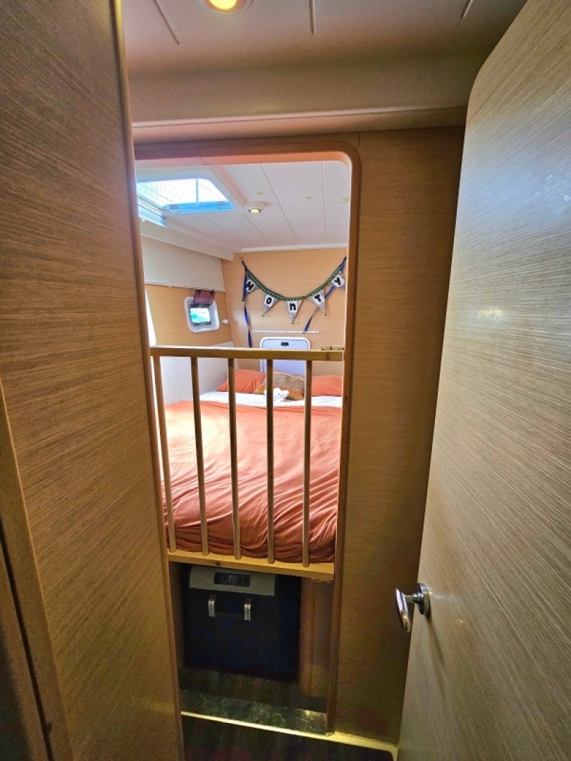 Slide: The Image of Used Sail Catamaran for sale 2012 Lagoon 400 - GOOD STUFF - 4982268