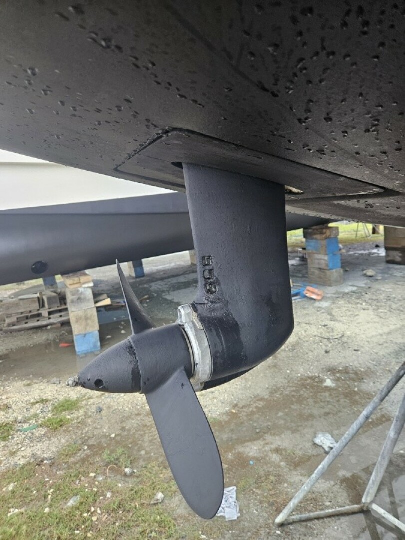Slide: The Image of Used Sail Catamaran for sale 2012 Lagoon 400 - GOOD STUFF - 5127451