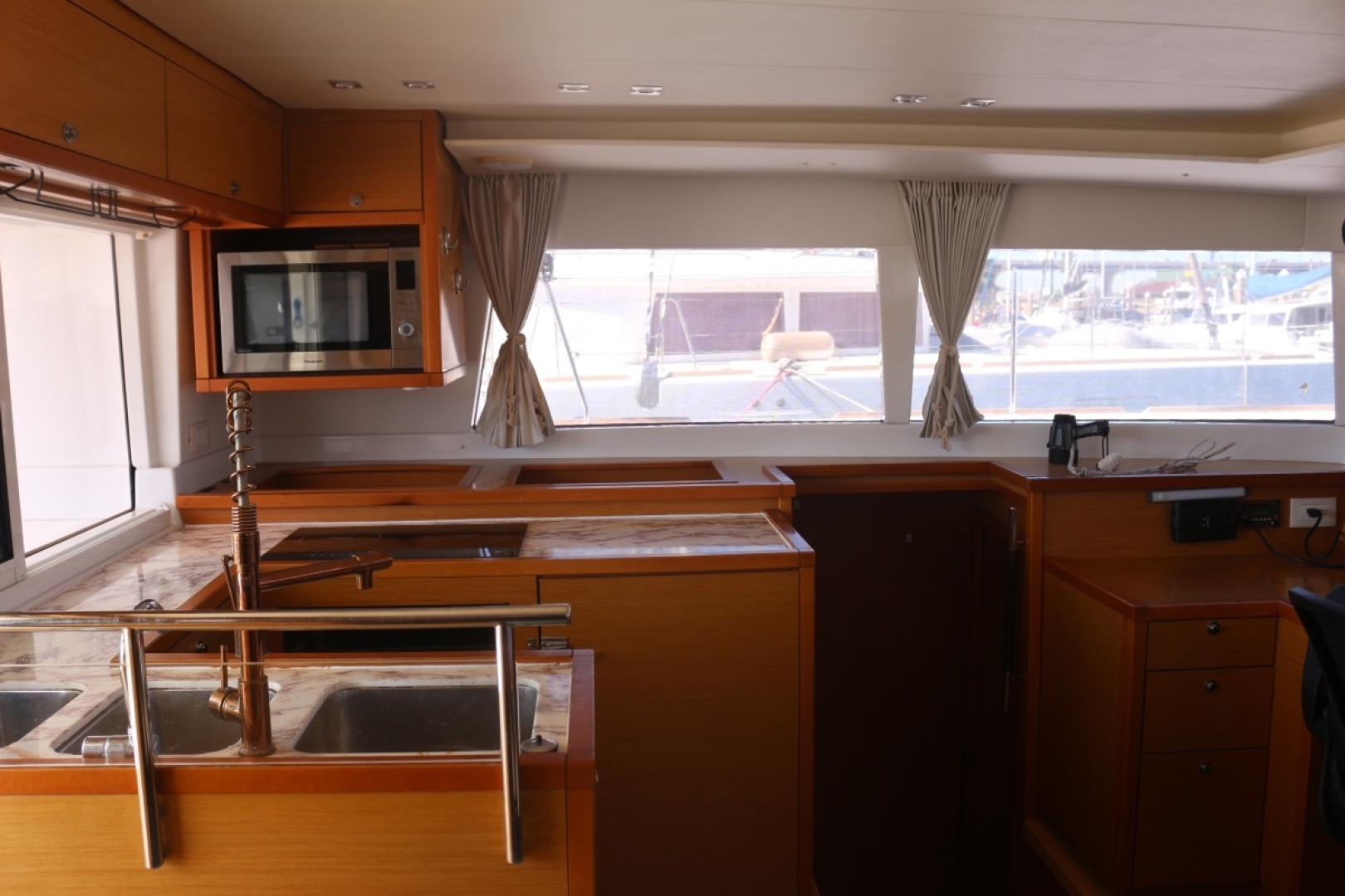 Slide: The Image of Used Sail Catamaran for sale 2012 Lagoon 450 - TEXAS GYPSEA - 4895498