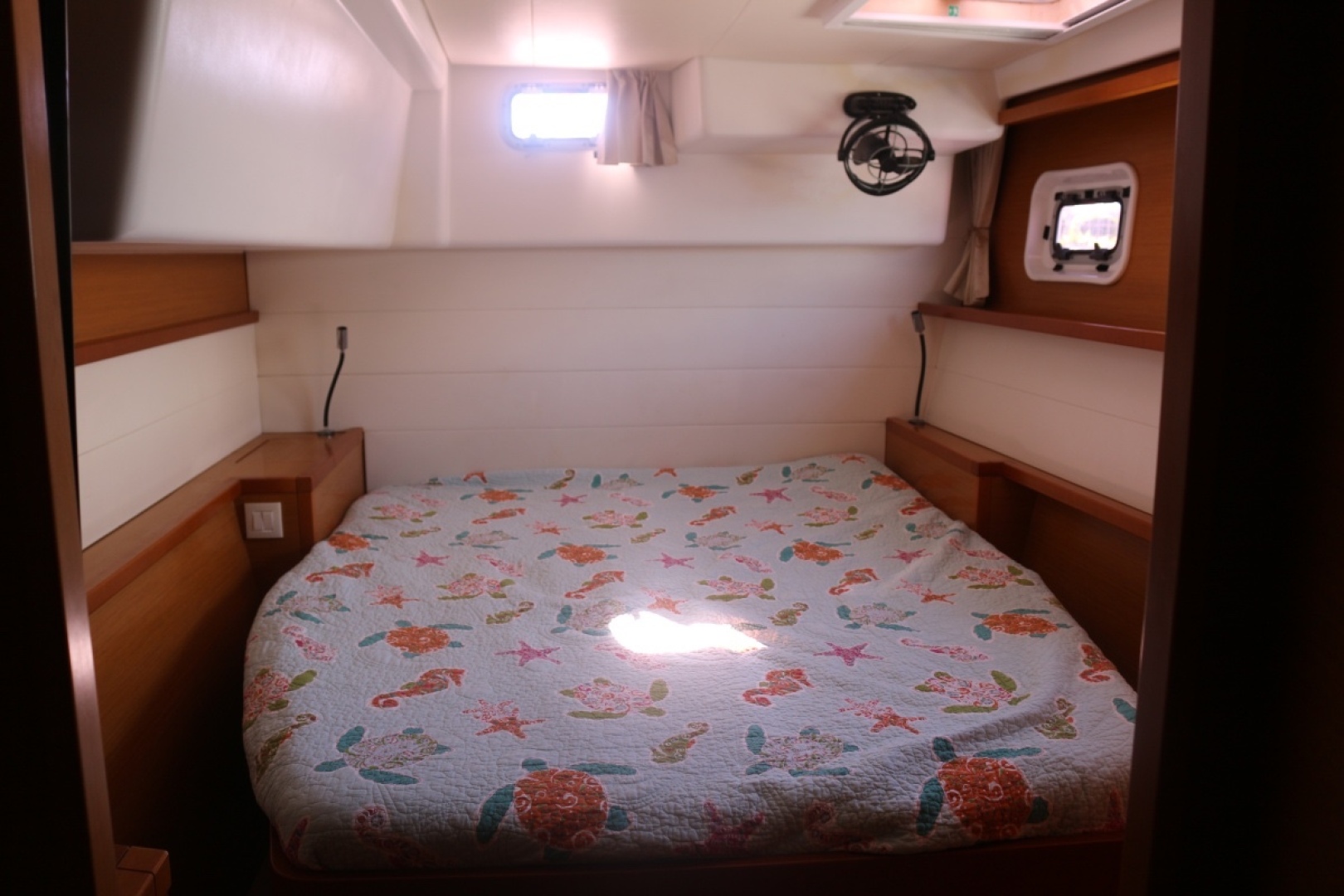 Slide: The Image of Used Sail Catamaran for sale 2012 Lagoon 450 - TEXAS GYPSEA - 4895515