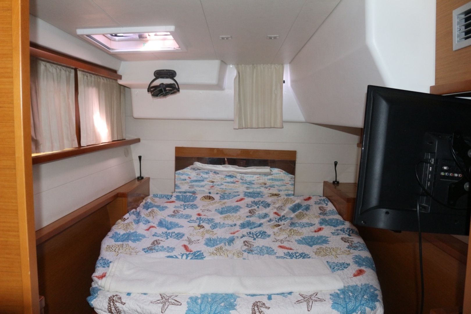 Slide: The Image of Used Sail Catamaran for sale 2012 Lagoon 450 - TEXAS GYPSEA - 4895547