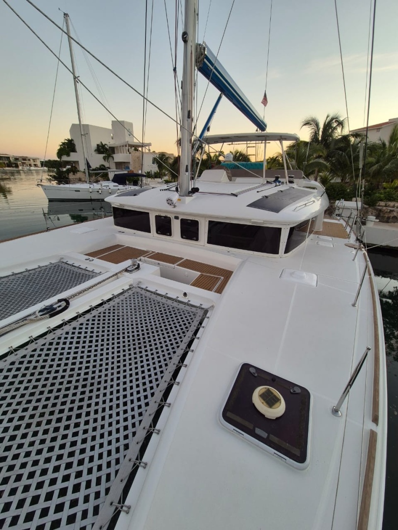 Slide: The Image of Used Sail Catamaran for sale 2014 Lagoon 450 - CHAPTER TWO - 4894149