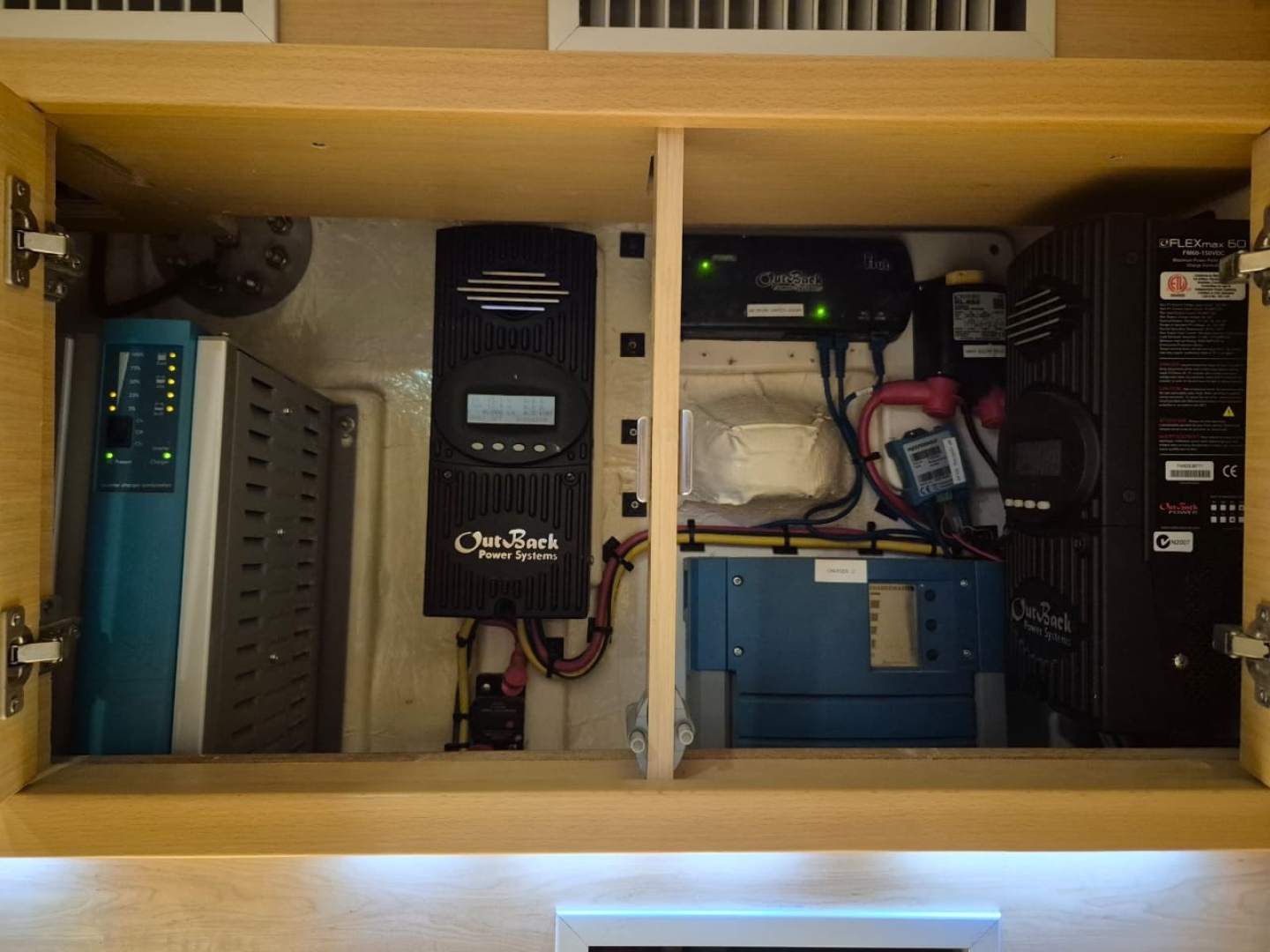 Slide: The Image of Used Sail Catamaran for sale 2014 Lagoon 450 - CHAPTER TWO - 4894154