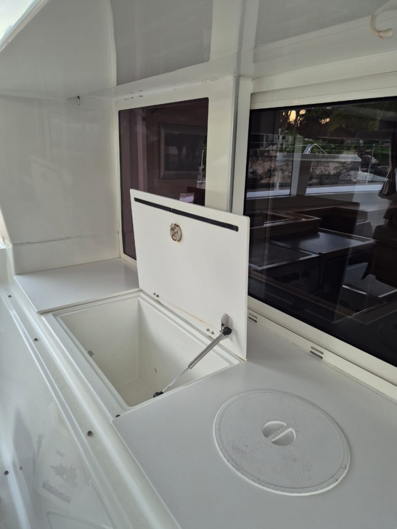 Slide: The Image of Used Sail Catamaran for sale 2014 Lagoon 450 - CHAPTER TWO - 4894155