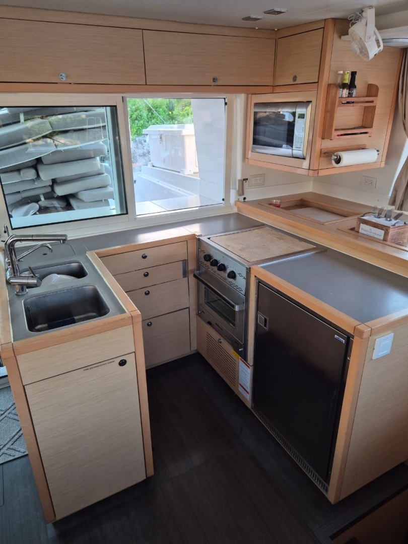 Slide: The Image of Used Sail Catamaran for sale 2014 Lagoon 450 - CHAPTER TWO - 4894163