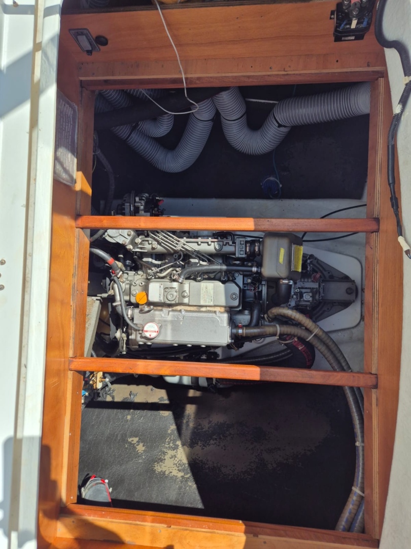 Slide: The Image of Used Sail Catamaran for sale 2014 Lagoon 450 - CHAPTER TWO - 4895612