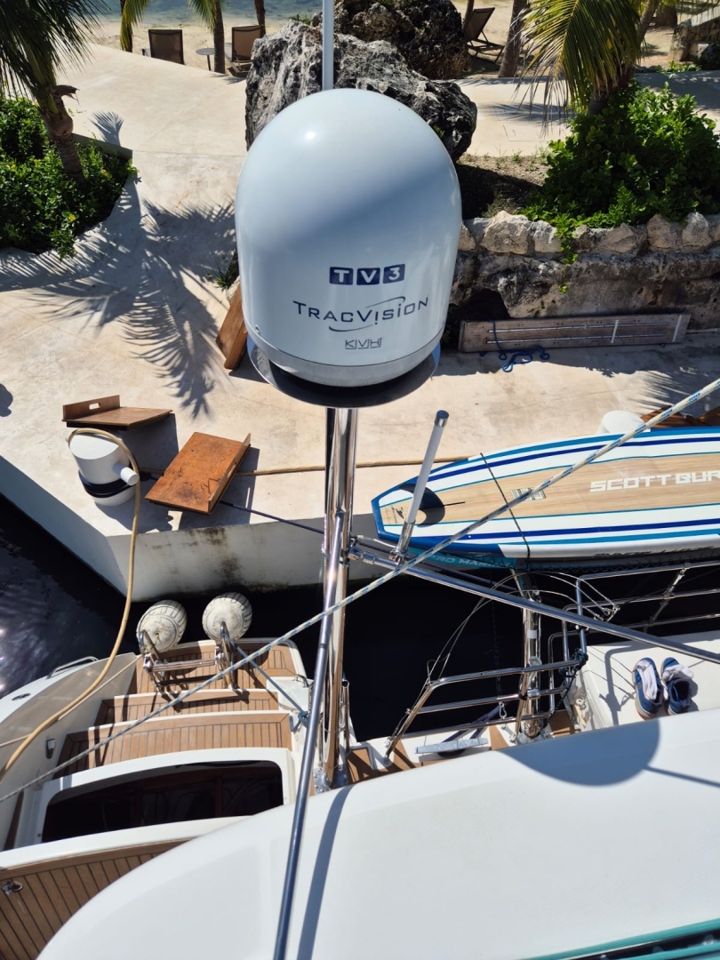 Slide: The Image of Used Sail Catamaran for sale 2014 Lagoon 450 - CHAPTER TWO - 4895619