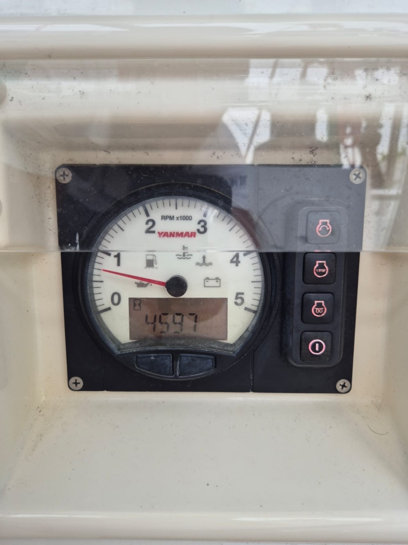 Slide: The Image of Used Sail Catamaran for sale 2014 Lagoon 450 - CHAPTER TWO - 4895651