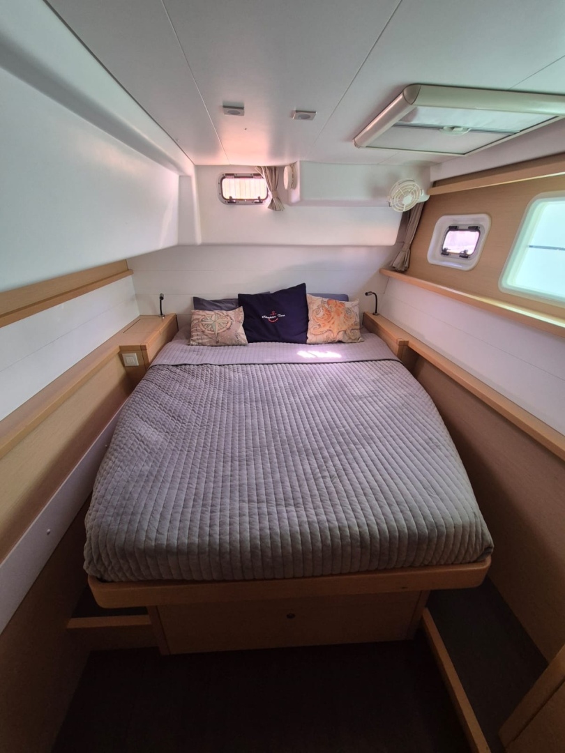 Slide: The Image of Used Sail Catamaran for sale 2014 Lagoon 450 - CHAPTER TWO - 4895604