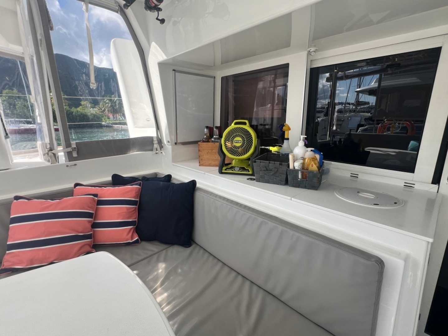 Slide: The Image of Used Sail Catamaran for sale 2016 Lagoon 450 - CONSPIRASEA - 5081391