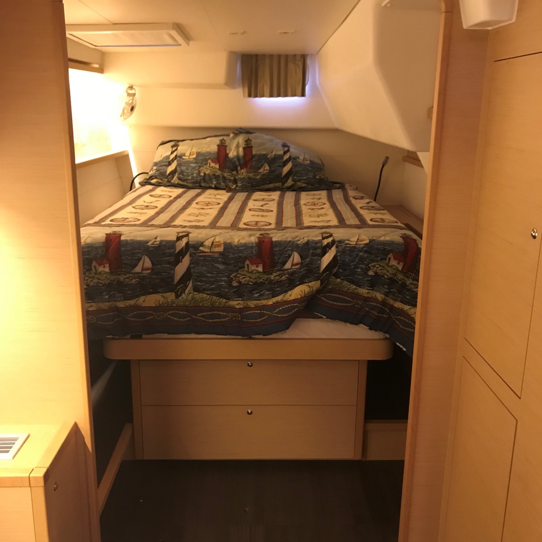 Slide: The Image of Used Sail Catamaran for sale 2017 Lagoon 450 - LARIMAR - 4852916