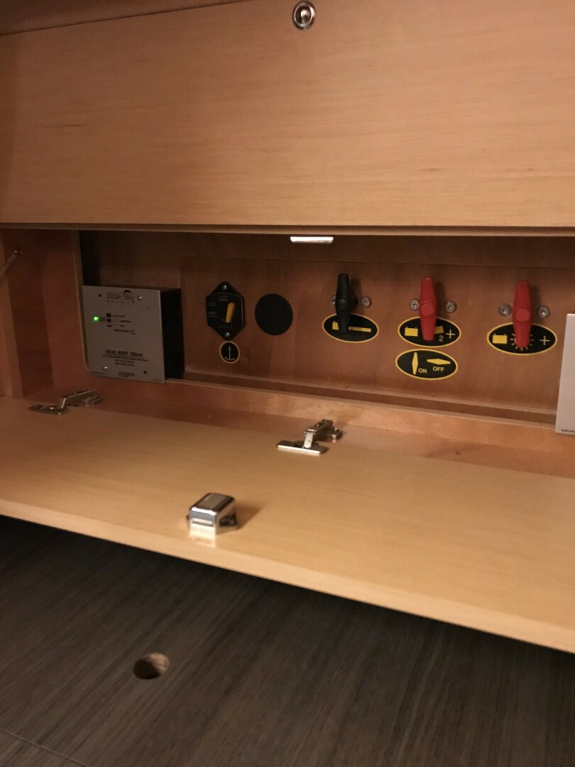 Slide: The Image of Used Sail Catamaran for sale 2017 Lagoon 450 - LARIMAR - 5109362