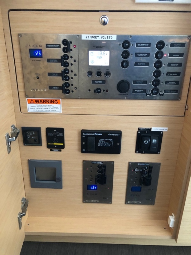 Slide: The Image of Used Sail Catamaran for sale 2018 Lagoon 450 - RUM AWAY - 5053929