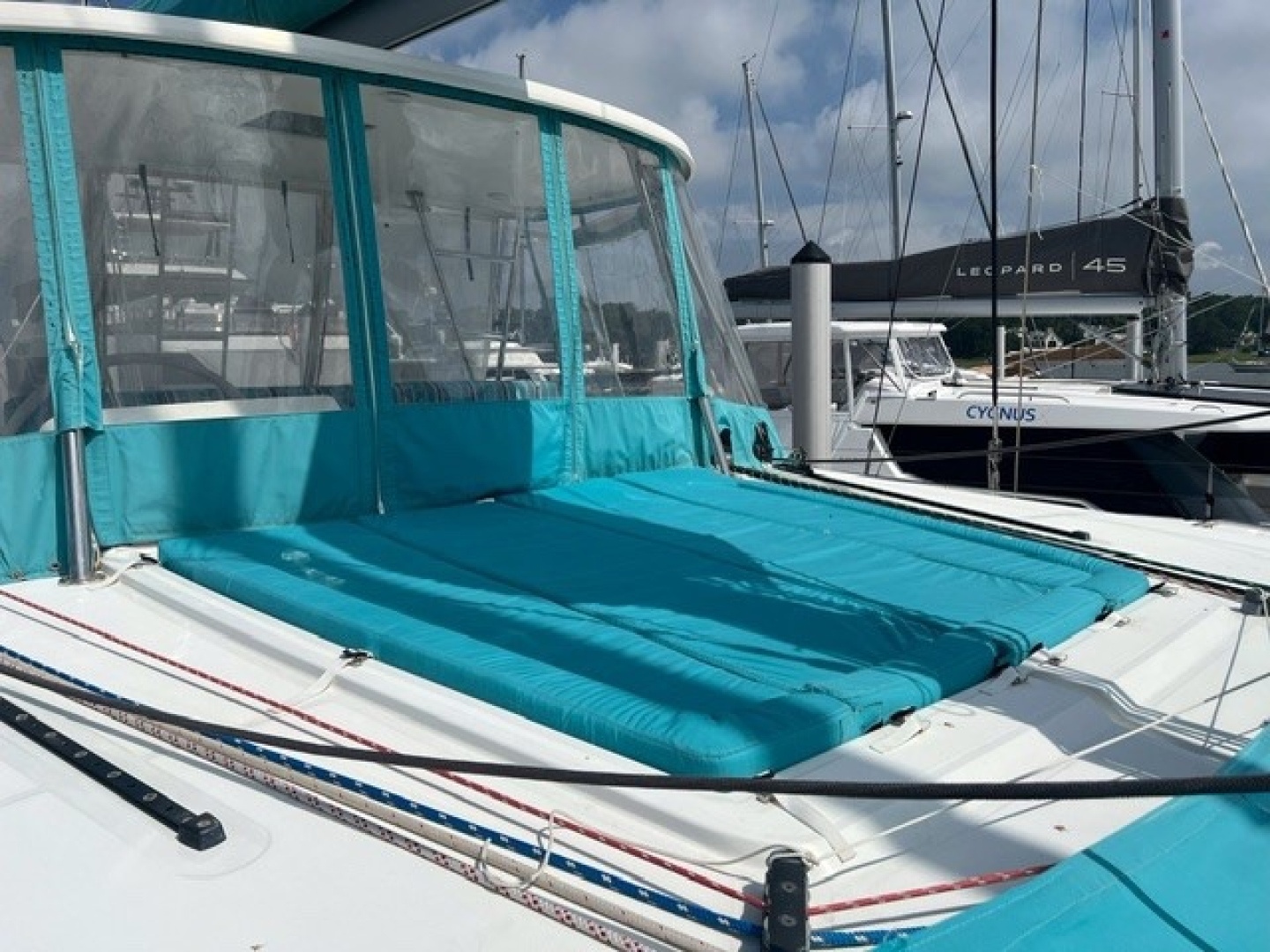 Slide: The Image of Used Sail Catamaran for sale 2015 Lagoon 450F - TOES IN THE WATER - 4507657
