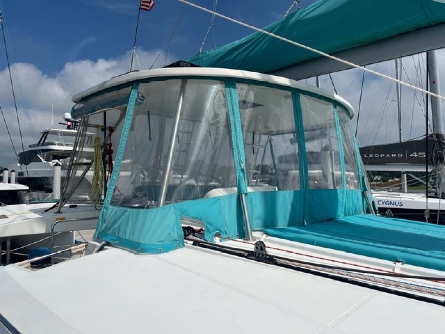 Slide: The Image of Used Sail Catamaran for sale 2015 Lagoon 450F - TOES IN THE WATER - 4507658