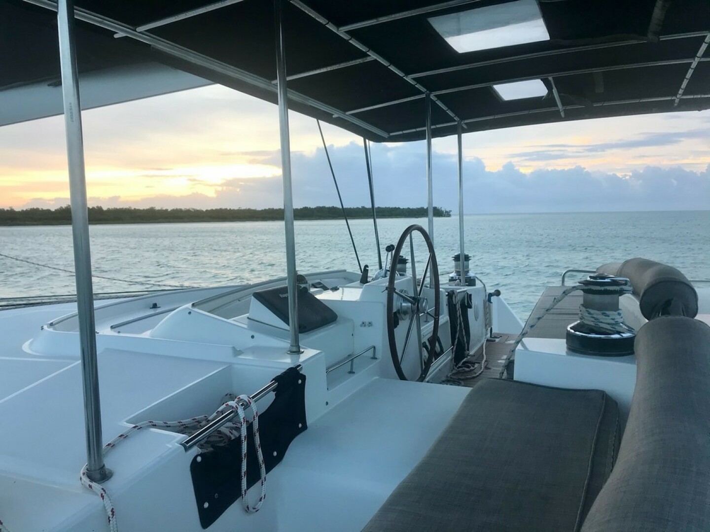 Slide: The Image of Used Sail Catamaran for sale 2007 Lagoon 500 - KEY FINDER - 4895129