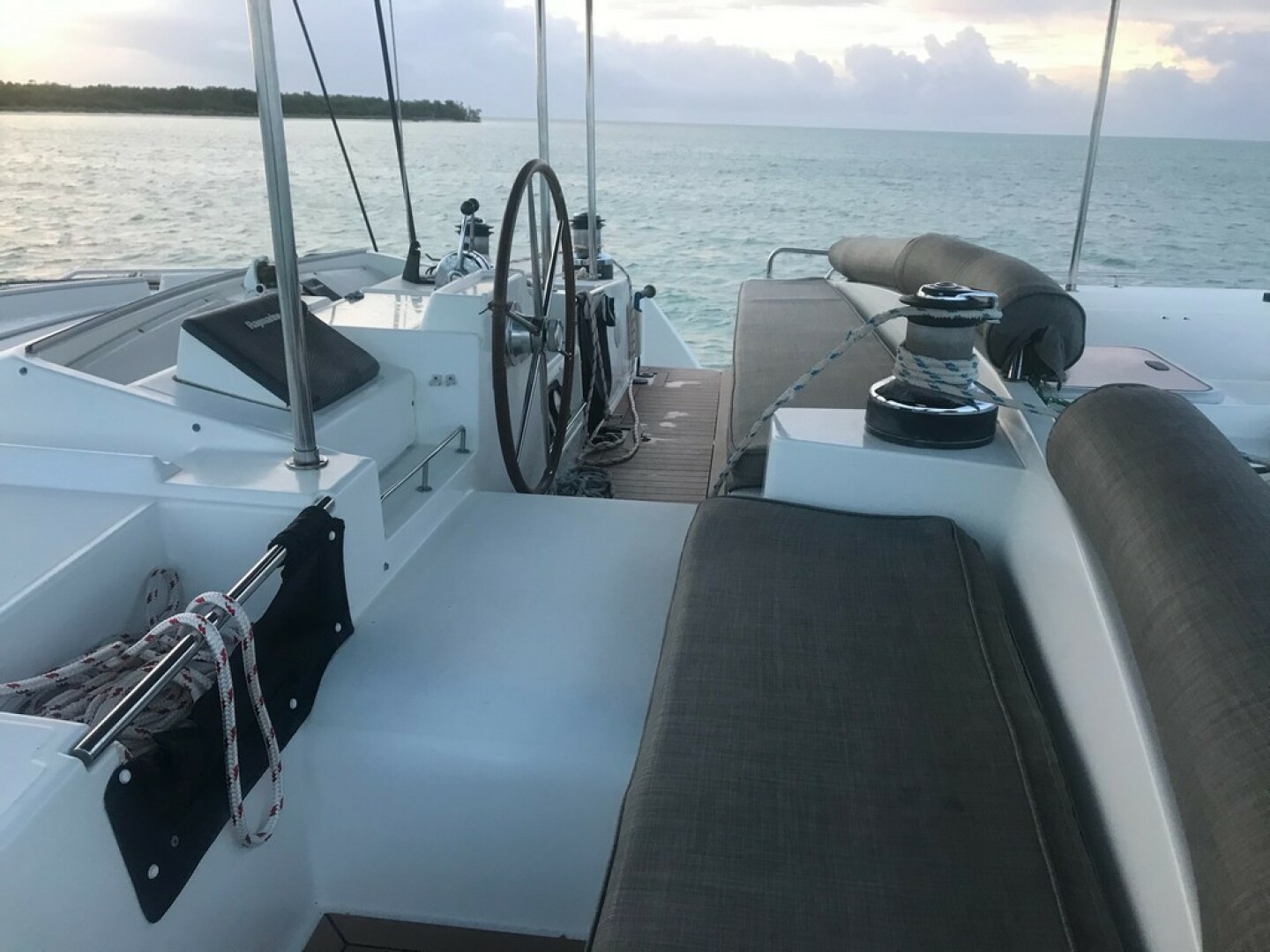 Slide: The Image of Used Sail Catamaran for sale 2007 Lagoon 500 - KEY FINDER - 4895130