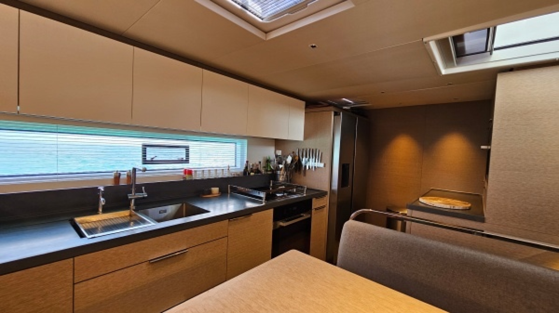 Slide: The Image of Used Power Catamaran for sale 2024 Lagoon Sixty 7 - SUNLOVE - 4892612