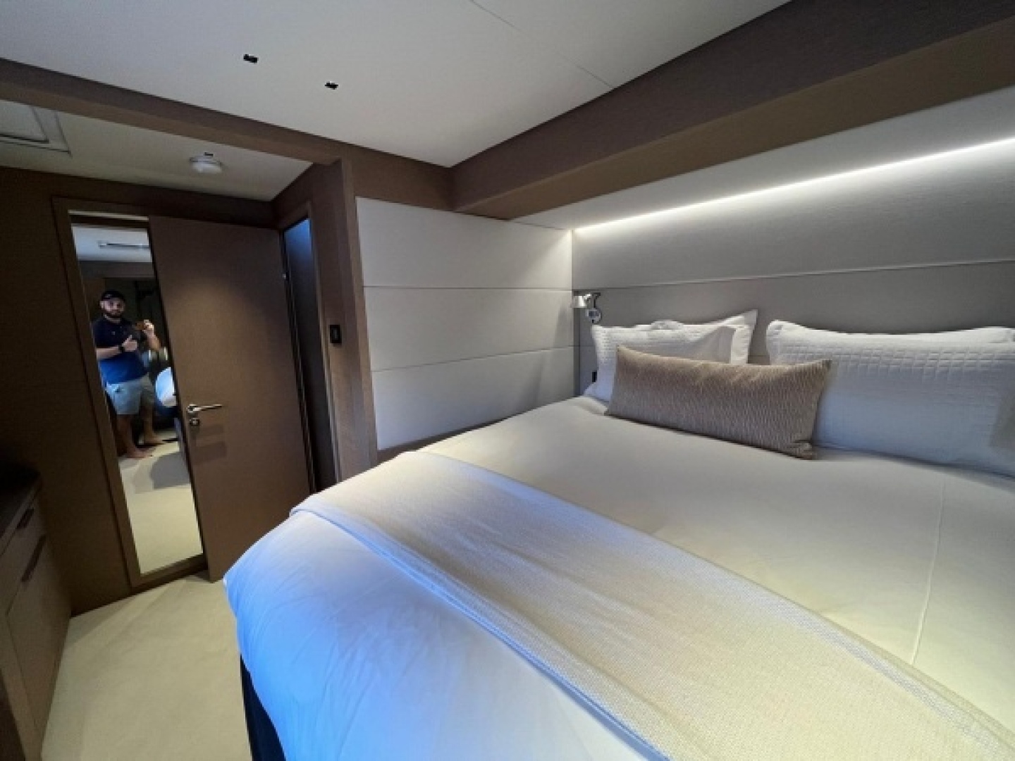 Slide: The Image of Used Power Catamaran for sale 2024 Lagoon Sixty 7 - SUNLOVE - 4892662