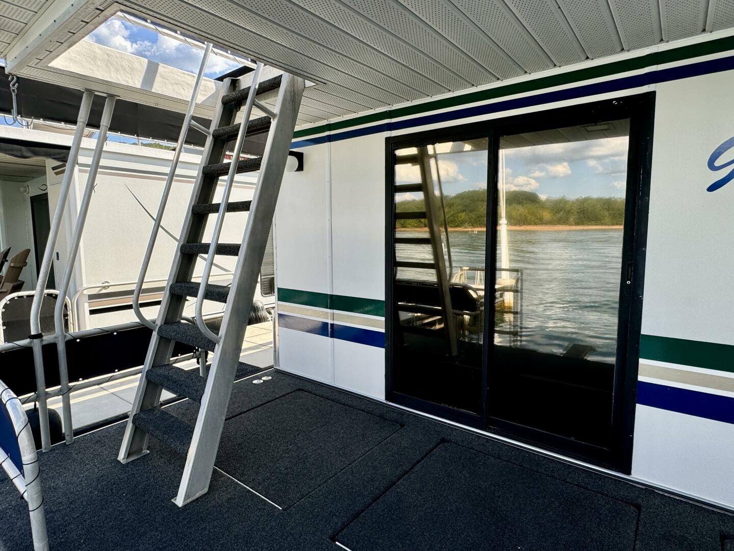 Slide: The Image of Lakeview 16 x 75 Widebody 1995 - 4703731
