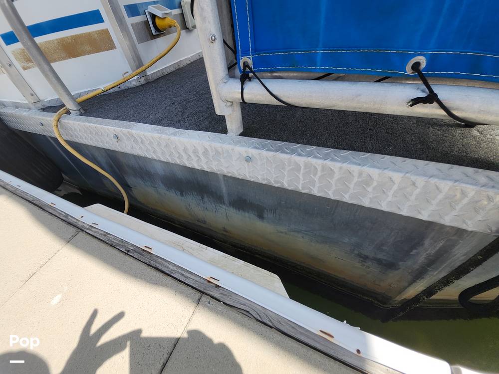 Slide: The Image of Lakewind Boats 10x37 2002 - 15315520