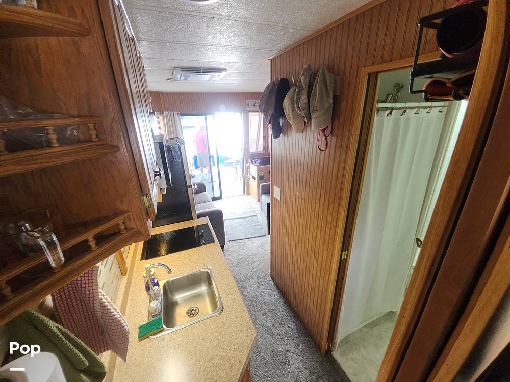 Slide: The Image of Lakewind Boats 10x37 2002 - 15315671