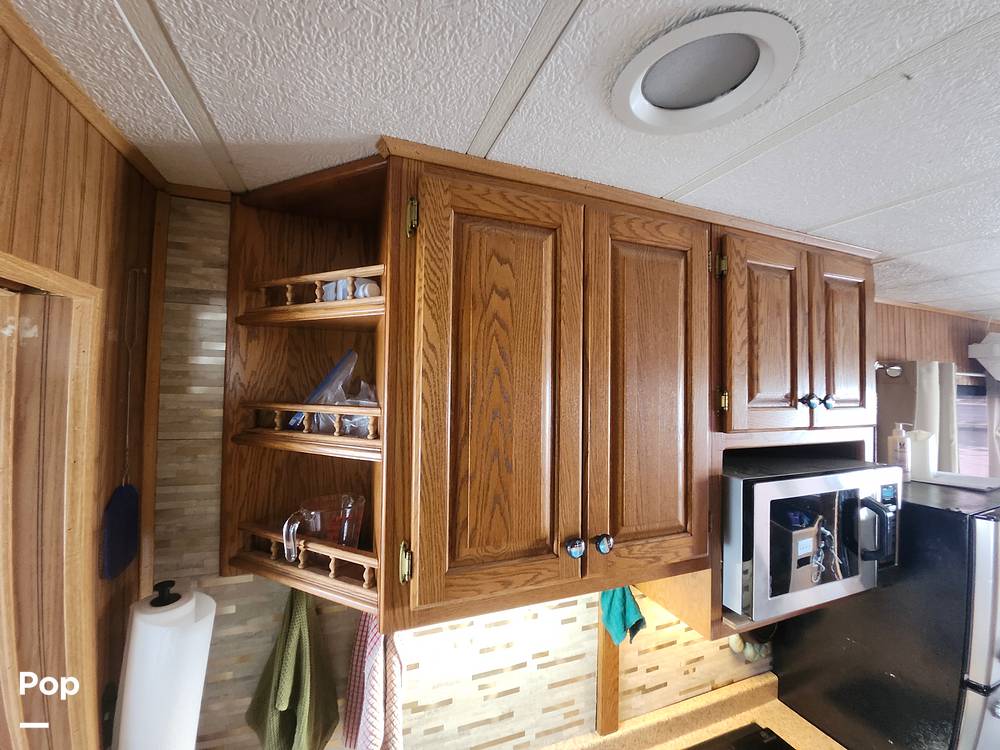 Slide: The Image of Lakewind Boats 10x37 2002 - 15315673