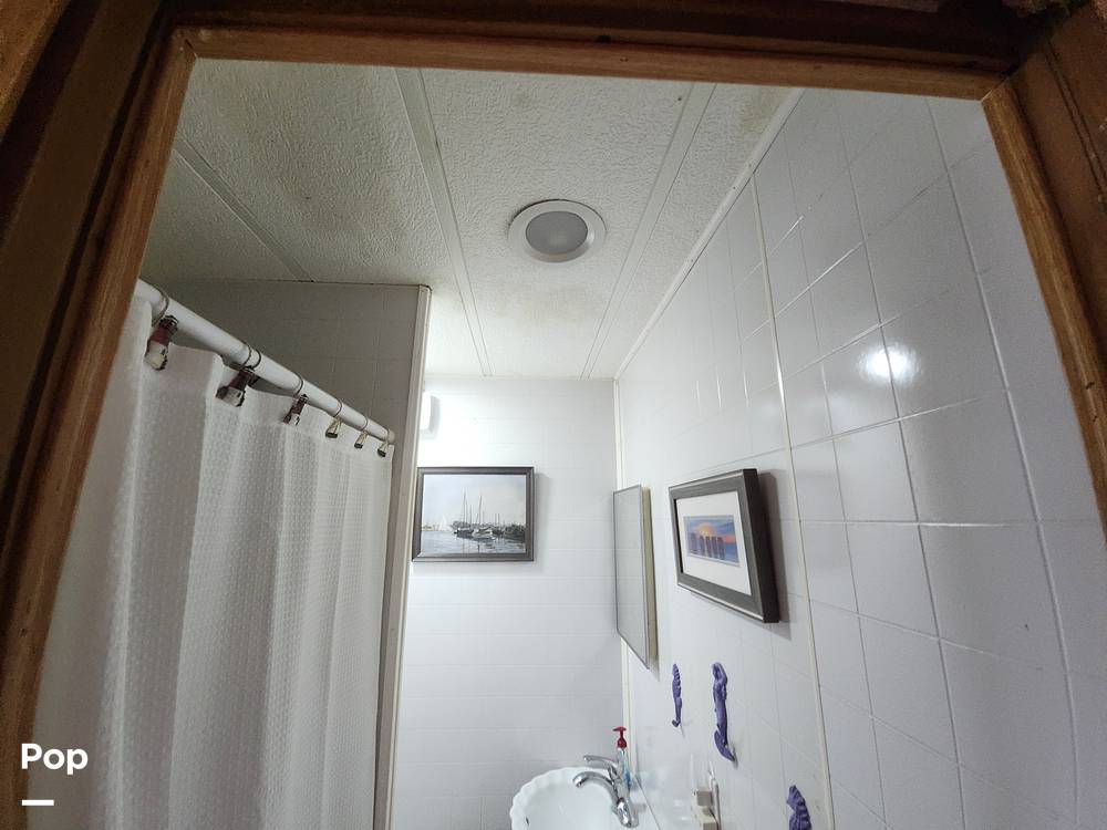 Slide: The Image of Lakewind Boats 10x37 2002 - 15315674