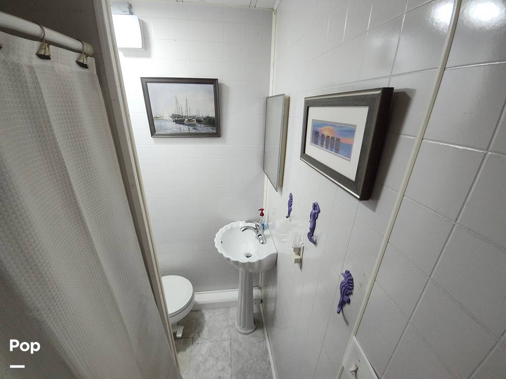 Slide: The Image of Lakewind Boats 10x37 2002 - 15315677