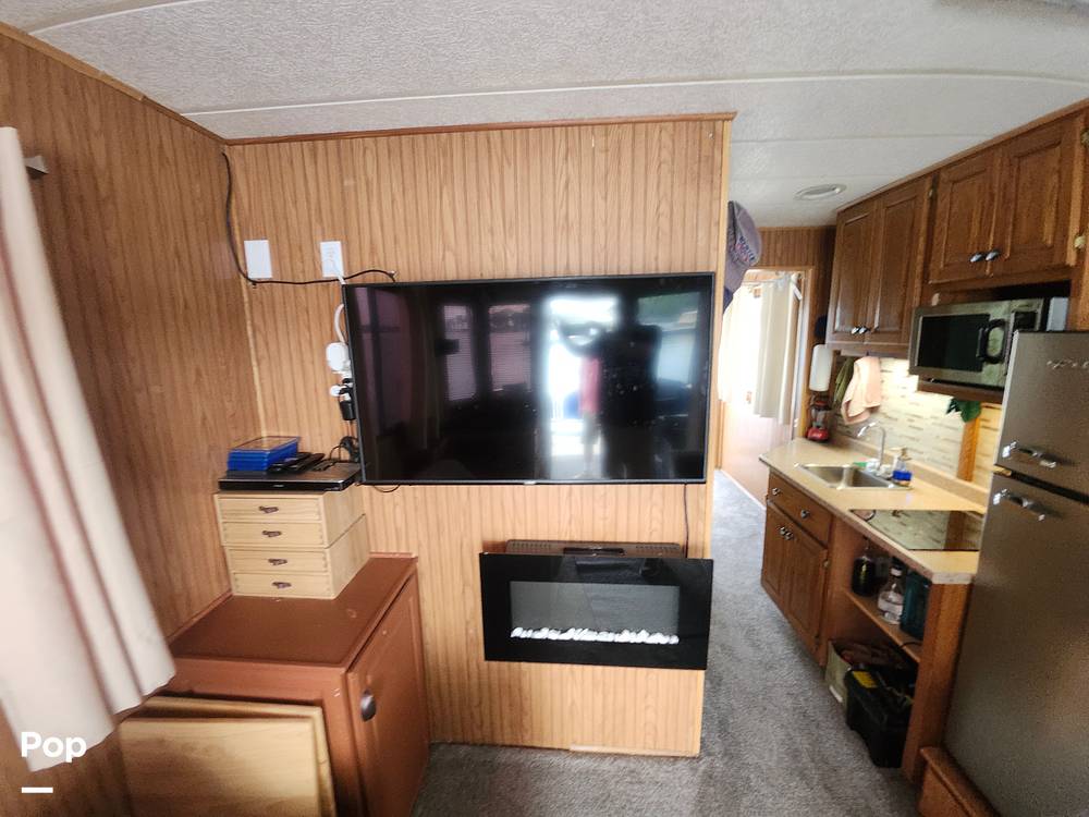 Slide: The Image of Lakewind Boats 10x37 2002 - 15315856