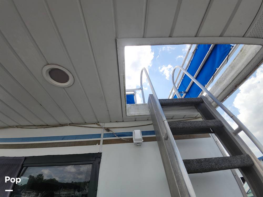 Slide: The Image of Lakewind Boats 10x37 2002 - 15315537