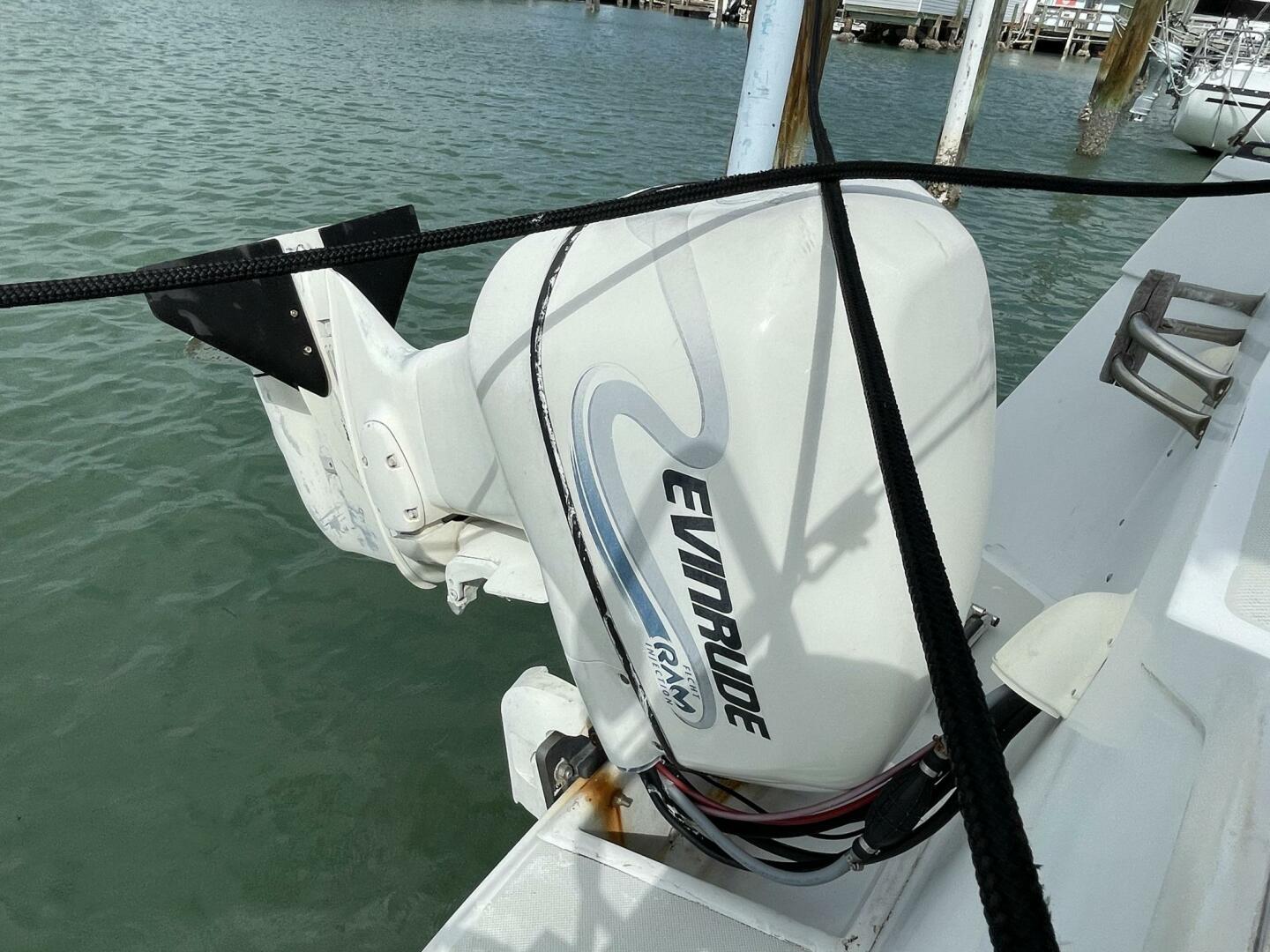 Slide: The Image of Lancer Power Sailer 1983 - 3970446