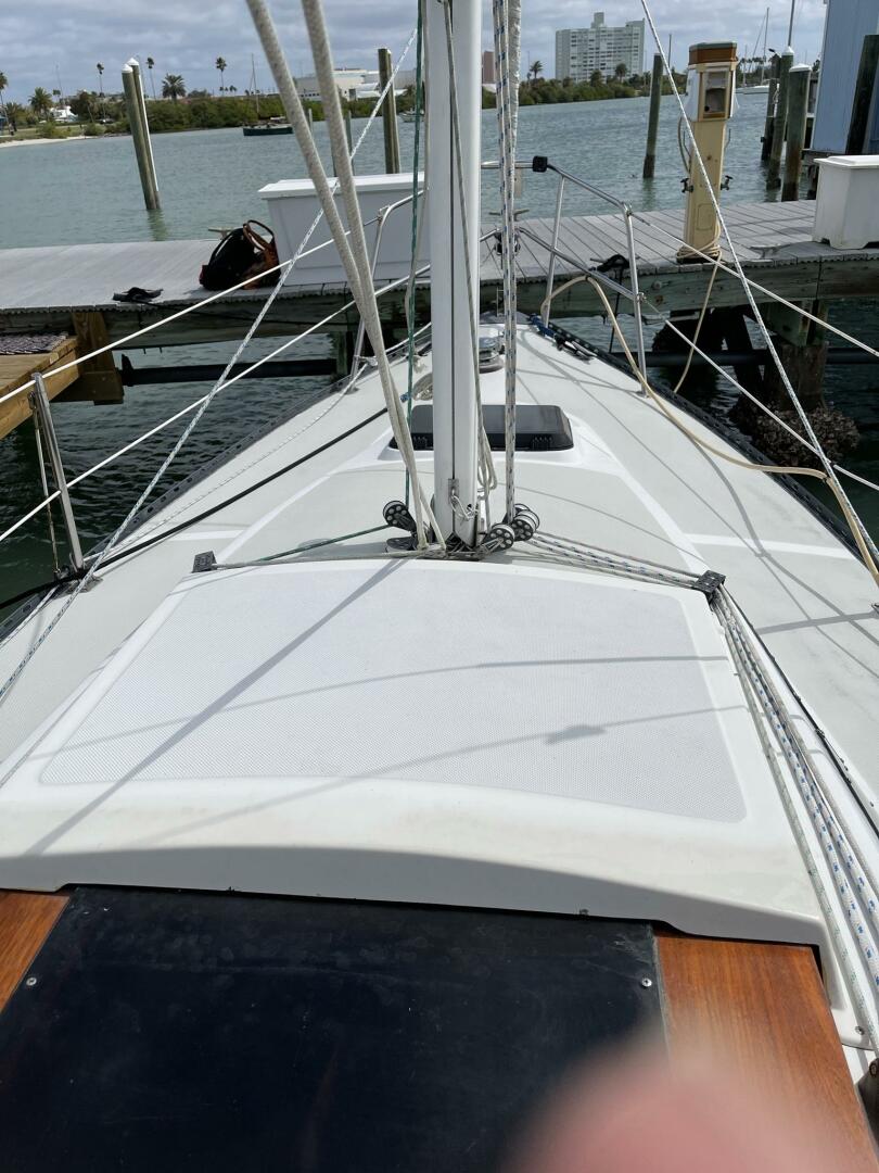 Slide: The Image of Lancer Power Sailer 1983 - 3970466