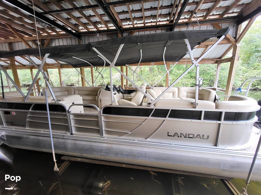 Slide: The Image of Landau Island Breeze 252 2017 - 43