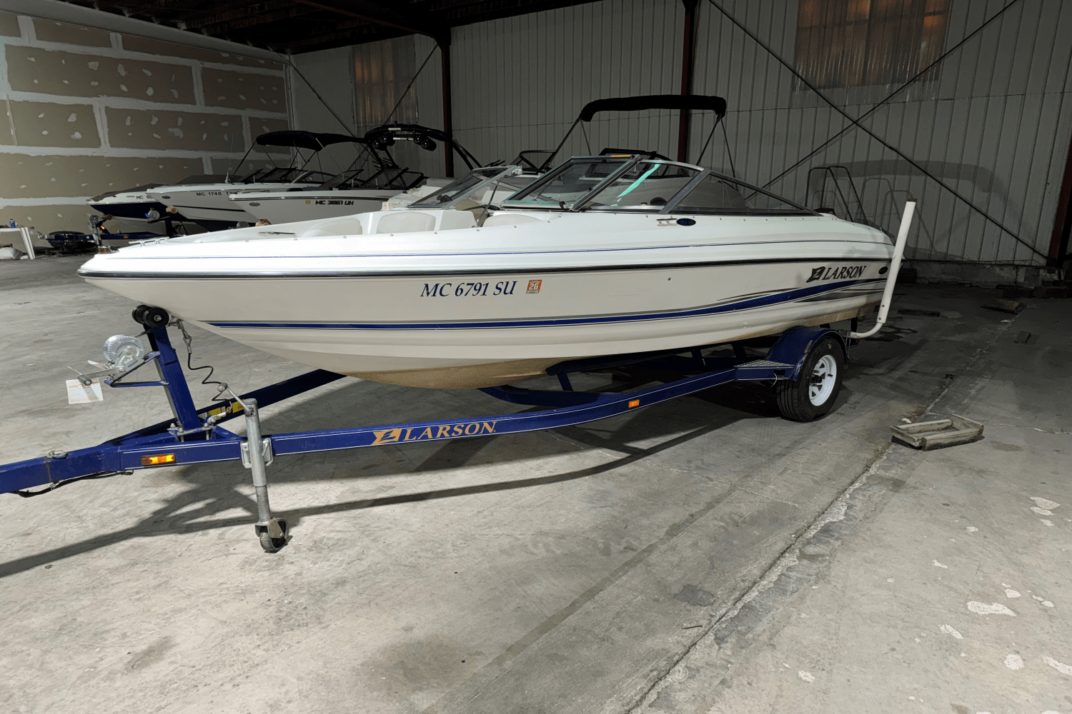 Slide: The Image of Larson 190 SEI 2004 - 0