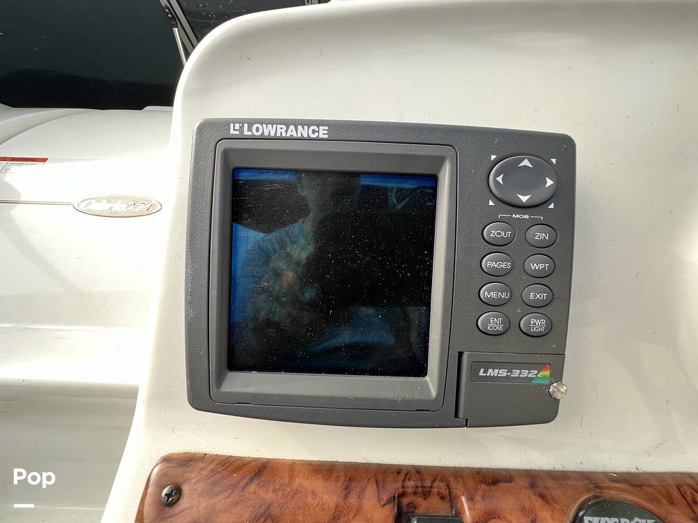 Slide: The Image of Larson 274 Cabrio Mid Cabin 2005 - 14438638