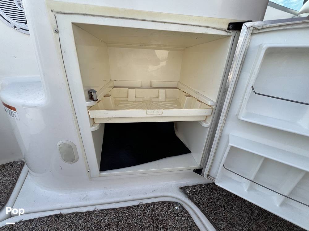 Slide: The Image of Larson 274 Cabrio Mid Cabin 2005 - 14438646