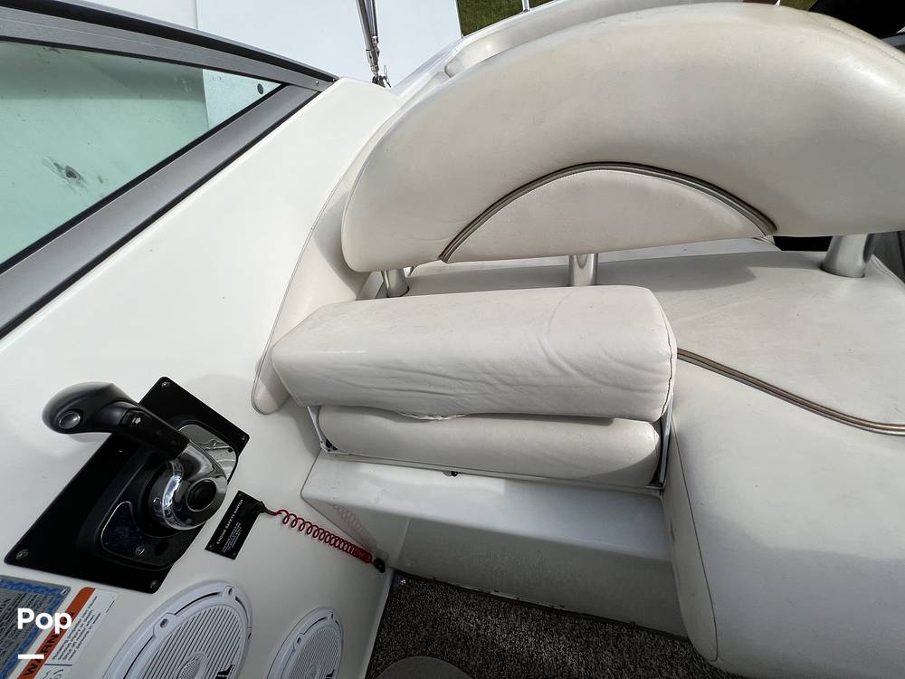 Slide: The Image of Larson 274 Cabrio Mid Cabin 2005 - 14438653