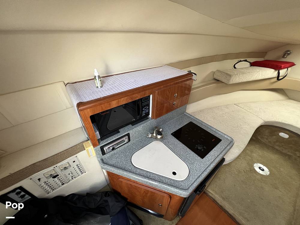 Slide: The Image of Larson 274 Cabrio Mid Cabin 2005 - 14438663