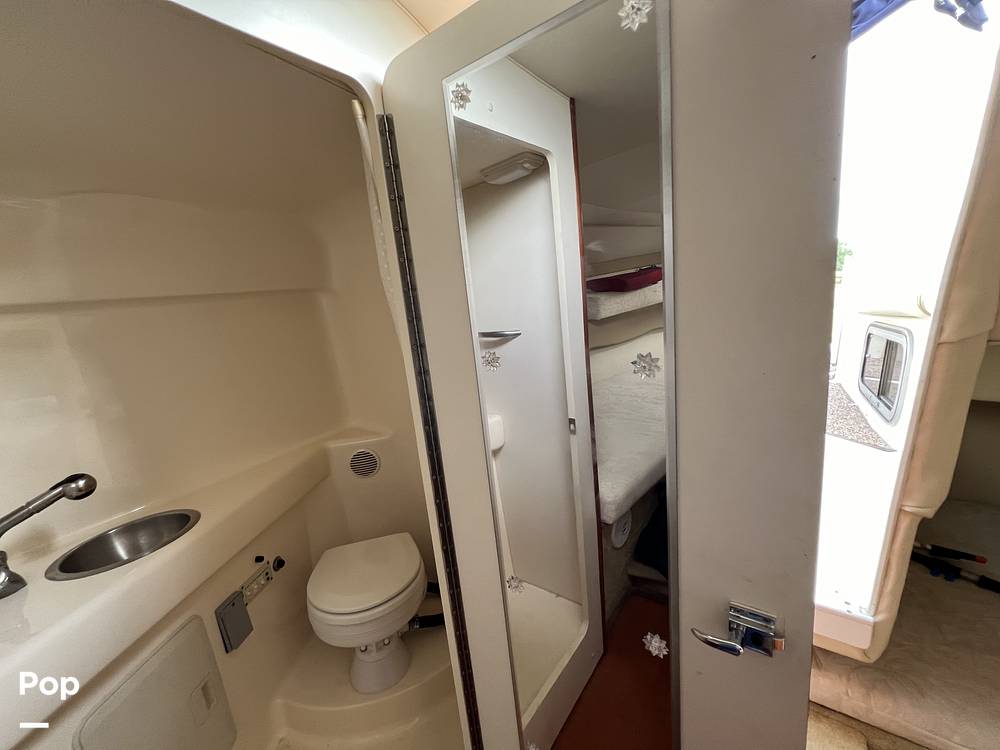 Slide: The Image of Larson 274 Cabrio Mid Cabin 2005 - 14438675